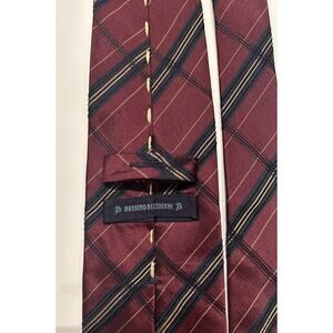 Massimo Bizzocchi Neck Tie Red Burgundy Plaid Pattern 100% Silk Made In Italy